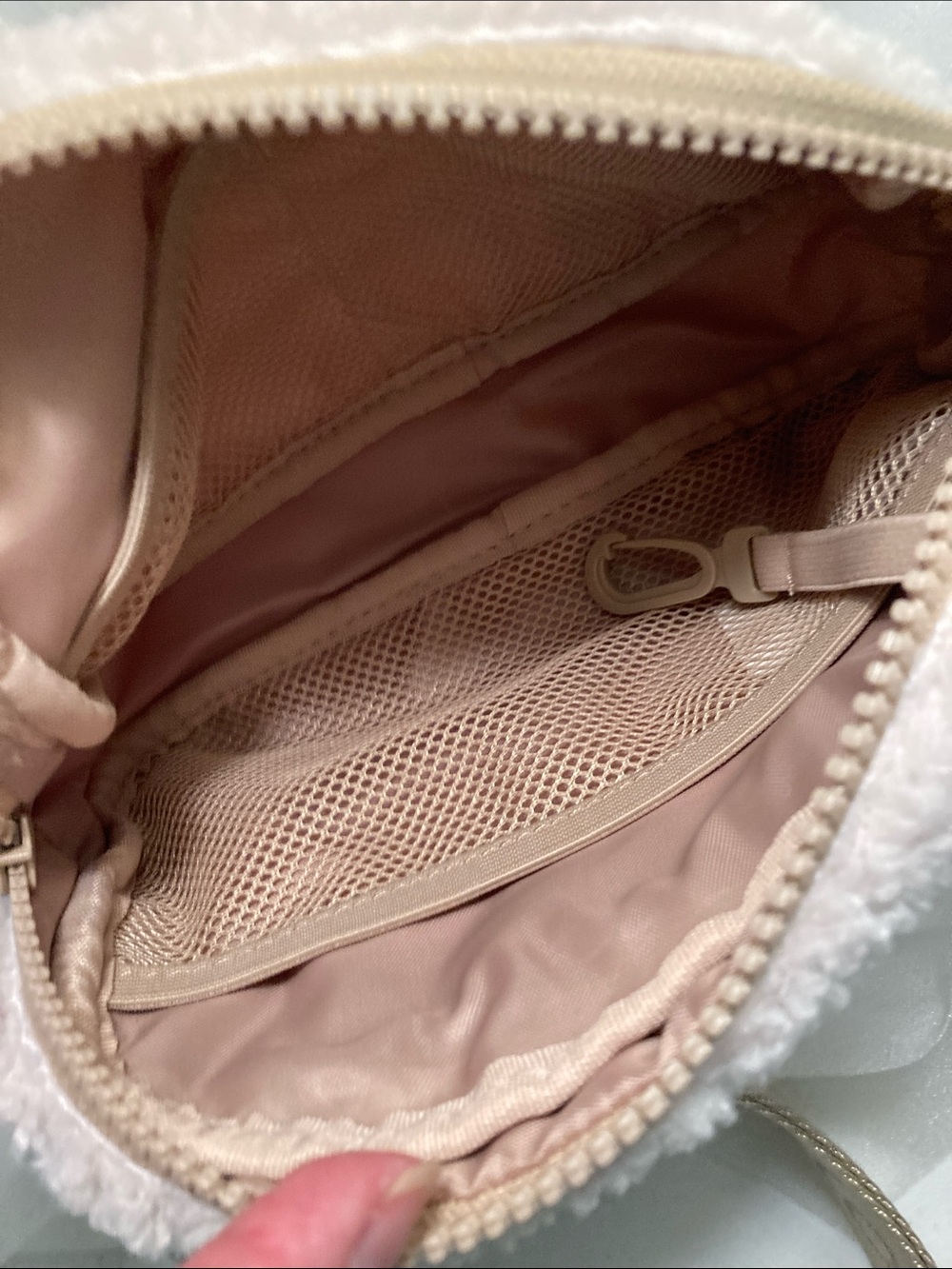 Lole Adjustable Fleece Crossbody Belt Bag - Picture 6 of 7